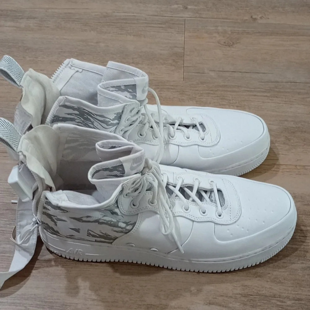 Nike AF1 men's shoes - Picture 2 of 5